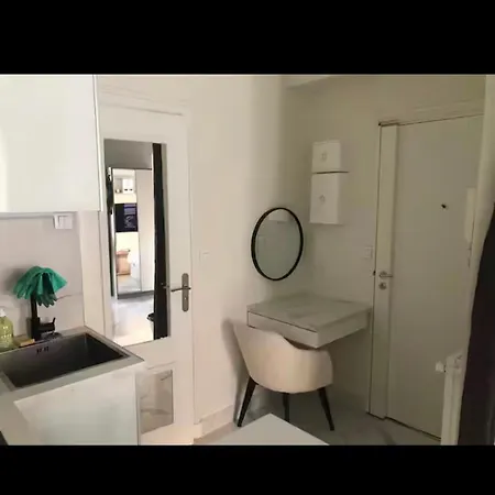 Charming In The Very Heart Of Le Marais *